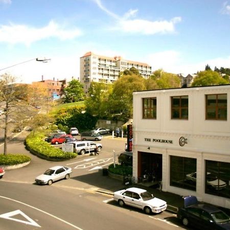 On Top Backpackers Dunedin Exterior photo